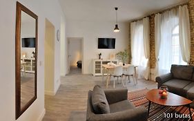 Luxurious Apartment